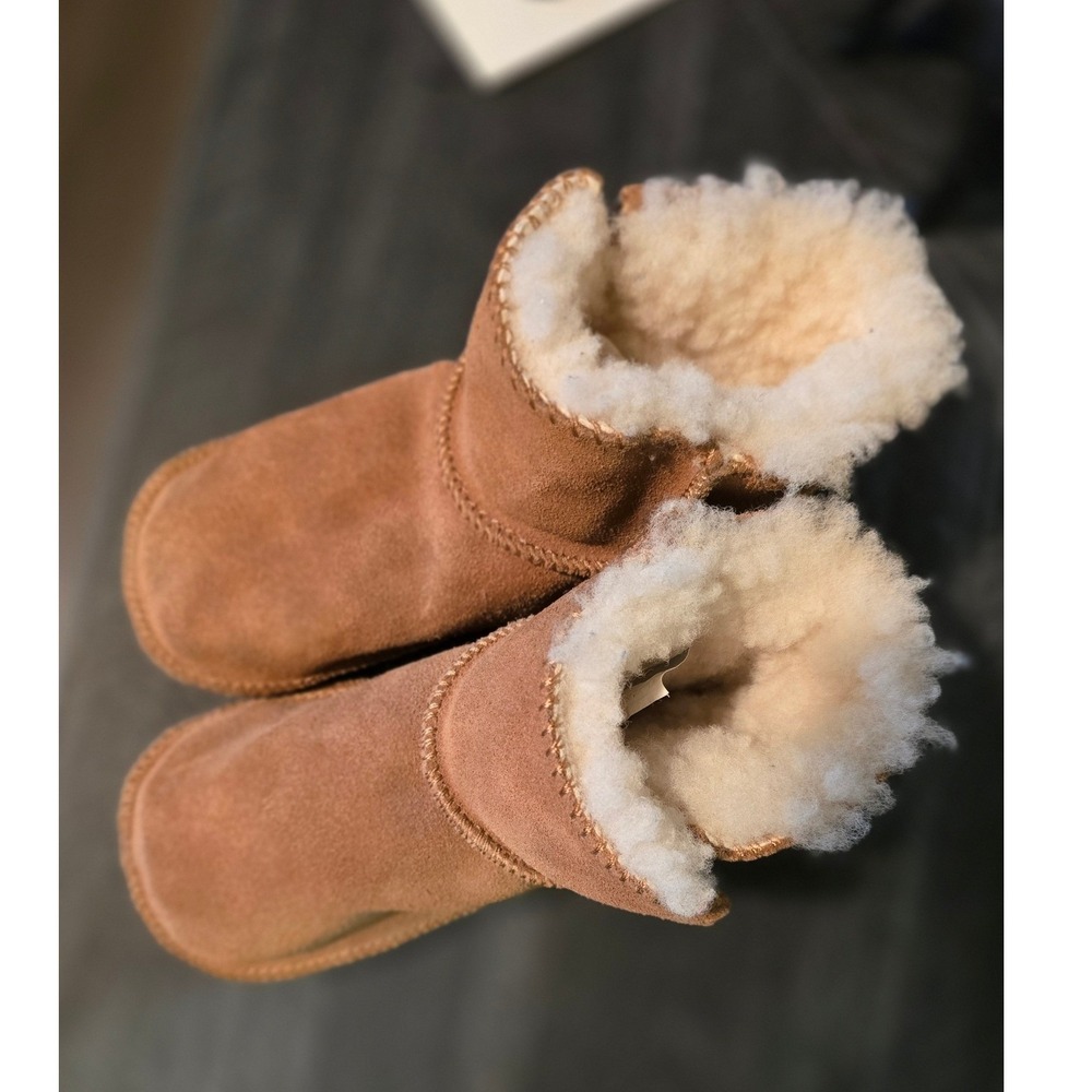 UGG Infant Jesse Chestnut Suede Shearling Lined Booties Size: 4/5-6/7 12-18 m - Picture 5 of 11